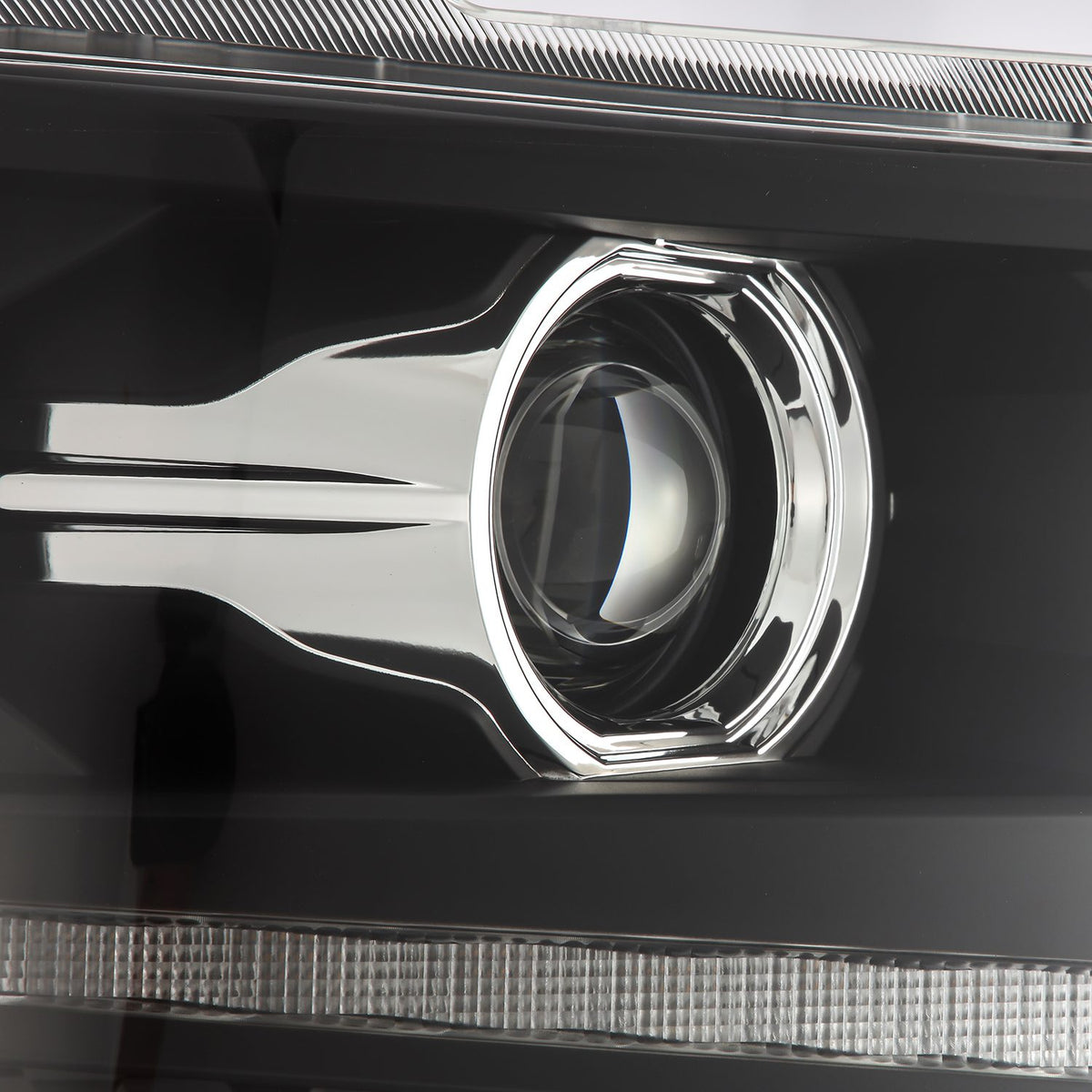 AlphaRex PRO-Series Projector Headlights | Chevy Silverado 14-15 (880246)