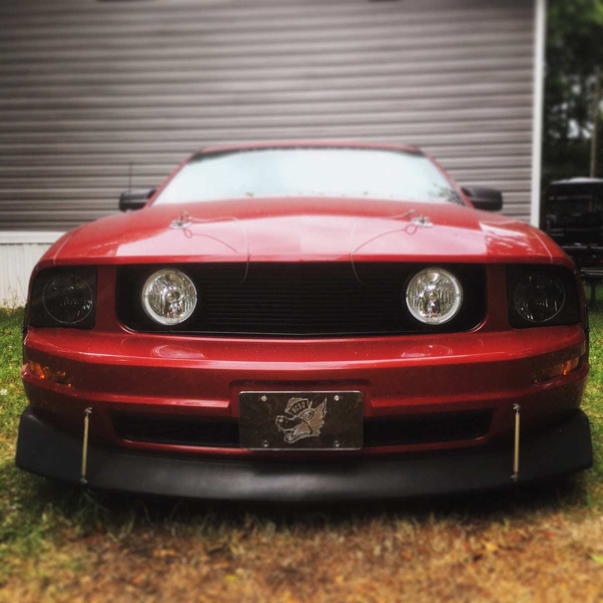 Spec-D Grill Ford Mustang V6 (05-09) S197 Black w/ Round Fog Lights GT