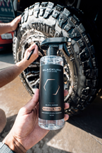 Load image into Gallery viewer, BLACKLINE® Wheel and Tire Cleaner - Non-Acid Professional Brake Dust Remover 16oz / 64oz - 16oz Alternate Image