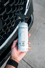 Load image into Gallery viewer, Ceramic Car Protectant Spray - Paint, Glass &amp; Trim Ceramic Coating Spray | BLACKLINE® VIONYX Alternate Image