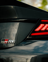 Load image into Gallery viewer, OLM LED Tail Lights Subaru BRZ &amp; Toyota GR86 (2022-2026) Raiden - Clear Lens/Red Bar OLME.49016.1-CR - Default Title Alternate Image