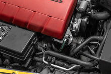 Load image into Gallery viewer, Radium Engineering Catch Can Kits Corvette (2005-2013) Fluid Lock - Single CCV/ Single PCV/ Dual Catch - Single Catch - PCV Alternate Image