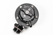 Load image into Gallery viewer, Radium Engineering Direct Mount Fuel Pressure Regulator (8AN ORB, Black DMR-RA) 20-1623-00 - Default Title Alternate Image