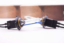 Load image into Gallery viewer, Morimoto 9006 XB HID Bulbs 3000K / 4000K / 5000K / 6000K / 8000K Alternate Image