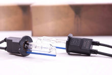 Load image into Gallery viewer, Morimoto H3C XB HID Bulbs 3000K / 4000K / 5000K / 6000K Alternate Image
