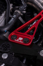 Load image into Gallery viewer, RENNELEMENT Strut Tower Brace Set for BMW M5 G90 / G99 (25-27) CNC Aluminum REN-010 Alternate Image
