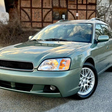 Load image into Gallery viewer, Spec-D Headlights Subaru Legacy (2000-2004) OEM Replacement Style Alternate Image