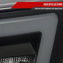Load image into Gallery viewer, Spec-D OEM Replacement Headlights Colorado / Canyon (04-12) Sequential Turn Signal w/ LED Bar Alternate Image