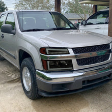 Load image into Gallery viewer, Spec-D OEM Replacement Headlights Colorado / Canyon (04-12) Sequential Turn Signal w/ LED Bar Alternate Image