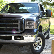 Load image into Gallery viewer, Spec-D Headlights Ford F250 / F350/ F450 / F550 Super Duty (2005-2007) OE Style w/ Dual LED C-Bar - Chrome or Black Alternate Image