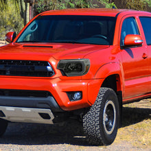 Load image into Gallery viewer, Spec-D OEM Replacement Headlights Toyota Tacoma (12-15) OE Style or LED Bar - Black / Smoke / Chrome - Black w/ Clear Lens Alternate Image