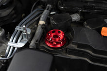 Load image into Gallery viewer, HPS Performance Billet Oil Cap Infiniti G35 G37 Q50 Q60 &amp; Nissan 350Z 370Z Altima Maxima Frontier Pathfinder - Black / Red / Blue Alternate Image