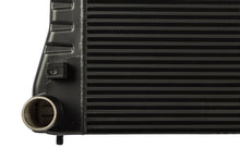 Load image into Gallery viewer, CSF Radiator for Chevy Silverado / GMC Sierra 2500 HD / 3500 HD (2001-2016) High Performance All- Aluminum Alternate Image