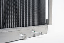 Load image into Gallery viewer, CSF Radiator for Toyota 4Runner 2.7L / 3.4L V6 (1996-2002) High Performance All-Aluminum 7210 Alternate Image