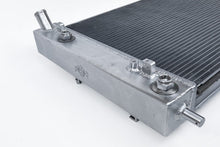 Load image into Gallery viewer, CSF Radiator for Corvette C6 (2005-2013) High Performance All-Aluminum 7223 Alternate Image