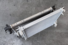 Load image into Gallery viewer, CSF Radiator for Jeep Gladiator JT 3.6L V6 / Turbocharged Diesel 3.0L V6 (2020-2026) High Performance All-Aluminum 7340 Alternate Image