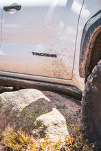 Load image into Gallery viewer, NYTOP Rock Sliders Toyota Tacoma 4th Gen (2024-2026) Flat Plate Design, Frame-Mounted, Short / Long Bed / XtraCab Alternate Image