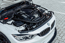 Load image into Gallery viewer, CSF Charge Air Cooler for BMW M2 Competition M2 CS F87 / M3 F80 / M4 F82 F83 S55 3.0L Twin Turbo (2015-2021) Top Mount Crinkle Black or Raw Aluminum Finish Alternate Image