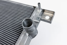 Load image into Gallery viewer, CSF Radiator for Ford Ranger 2.3L / 2.7L / 3.0L EcoBoost (2024-2026) High Performance All- Aluminum 8228 Alternate Image