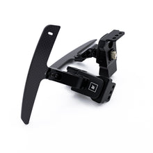 Load image into Gallery viewer, JQ Werks Madtrace Clubsport Magnetic Paddle Shifters for Porsche 991 / 982 / 992 / 971 / 958 / 95B / PO536 Carbon Fiber / Black or Gunmetal Aluminum Alternate Image