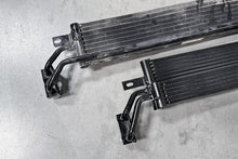 Load image into Gallery viewer, CSF Oil Cooler for Jeep Gladiator JT 3.6L V6 / Turbocharged Diesel 3.0L V6 (2020-2026) High-Performance 8344 Alternate Image