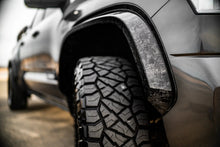 Load image into Gallery viewer, NYTOP Fender Flare Kit for Toyota Tundra 3rd Gen (22-26) Matte Black / Carbon Fiber Alternate Image