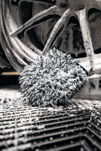 Load image into Gallery viewer, Best Microfiber Wheel Wash Mitt for Brake Dust, Spokes &amp; Barrels | BLACKLINE® - Default Title Alternate Image