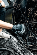 Load image into Gallery viewer, Best Microfiber Wheel Wash Mitt for Brake Dust, Spokes &amp; Barrels | BLACKLINE® - Default Title Alternate Image
