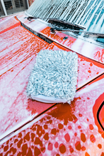 Load image into Gallery viewer, Best Microfiber Wash Mitt for Cars, Trucks &amp; SUVs | BLACKLINE® - Wash Mitt Alternate Image
