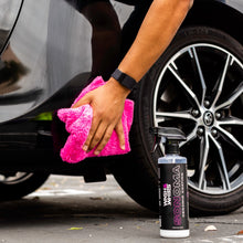 Load image into Gallery viewer, WASH&amp;WHIPS SEAL - Exterior Seal &amp; Shine Kit (Step 3) Alternate Image