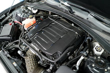 Load image into Gallery viewer, APR Engine Covers Chevy Camaro SS LT1 (16-23) [Carbon Fiber] Full Engine Cover / Engine Cover Only / Fuel Rail Covers - Engine Cover Package Alternate Image