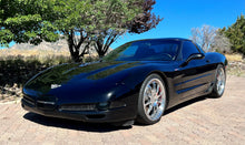 Load image into Gallery viewer, Pedders eXtreme XA Coilovers for Corvette C5 / C6 (1997-2013) 30 Way Adjustable Suspension PED-161200 Alternate Image