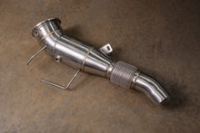 Load image into Gallery viewer, Valvetronic Downpipe for BMW 340i 440i 540i M140i M240i M340i M440i X3 X4 X5 X6 X7 Z4 &amp; Supra B58 EPA Compliant 400 Cell Catted Alternate Image