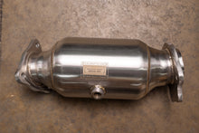 Load image into Gallery viewer, Valvetronic Downpipes for Chevy Corvette C8 Stingray (20-26) / Z06 (23-26) EPA Compliant 400 Cell Catted Alternate Image