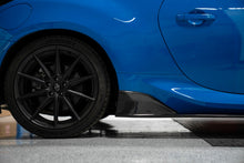 Load image into Gallery viewer, OLM Side Skirts for Toyota GR86 / Subaru BRZ (2022-2026) CS Style Carbon Fiber OLMB.49004.1 Alternate Image