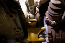 Load image into Gallery viewer, ISR CNC Billet Diff Brace Nissan 350Z / Infiniti G35 (03-08) Gold - IS-Z33-DIFFBRACE Alternate Image