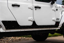 Load image into Gallery viewer, Fishbone Offroad Scale Rocker Armor Jeep Gladiator JT (20-23) Gloss Black - Default Title Alternate Image
