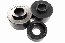 Load image into Gallery viewer, Fishbone Offroad Bushings Ford F250 2WD/4WD (99-16) Body Mount Alternate Image