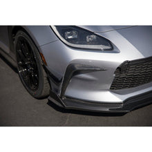 Load image into Gallery viewer, APR Front Bumper Bezels Toyota GR86 (2022-2023) Carbon Fiber Alternate Image