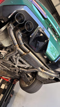 Load image into Gallery viewer, MAD Exhaust BMW M5 G90 (2025-2026) Performance Axle Back Muffler MAD-138 - Brushed Tips Alternate Image