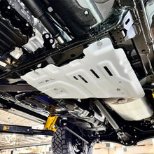 Load image into Gallery viewer, Rival 4x4 Skid Plate Toyota Land Cruiser (2024-2026) Transfer Case Bolt On Aluminum - 2333.9582.3.6 Alternate Image