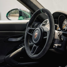 Load image into Gallery viewer, JQ Werks Madtrace Clubsport Magnetic Paddle Shifters for Porsche 991 / 982 / 992 / 971 / 958 / 95B / PO536 Carbon Fiber / Black or Gunmetal Aluminum Alternate Image