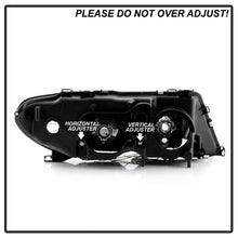 Load image into Gallery viewer, Spyder Projector Headlights BMW E46 Coupe (04-06) Halogen Models [Signature Series w/ LED Halo] Clear Lens Alternate Image