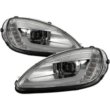 Load image into Gallery viewer, Spyder Projector Headlights Corvette C6 (05-13) Halogen Model [Signature Series - Sequential LED Turn Signal] Clear Lens Alternate Image
