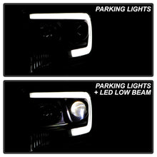 Load image into Gallery viewer, Spyder Projector Headlights Dodge Ram 1500 (06-08) 2500/3500 (06-09) [Platinum Series] Black Housing Alternate Image