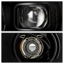 Load image into Gallery viewer, Spyder Projector Headlights Dodge Ram 2500/3500 (19-22) Halogen Model [Signature Series - Sequential LED Turn Signal] Black Housing - Default Title Alternate Image