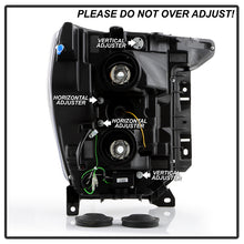 Load image into Gallery viewer, Spyder Projector Headlights Ford F150 (20-21) Halogen Model [Signature Series] w/ 7440NA or LED Turn Signal Bulb - 7440NA Alternate Image