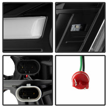 Load image into Gallery viewer, Spyder Projector Headlights Nissan Armada (04-07) [Platinum Series] Black Housing Alternate Image