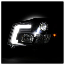 Load image into Gallery viewer, Spyder Projector Headlights Nissan Titan (04-15) [Platinum Series] Black Housing Alternate Image