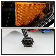 Load image into Gallery viewer, Spyder Projector Headlights Toyota Tundra (14-21) [Signature Series - Sequential LED Turn Signal] Black Housing - Default Title Alternate Image